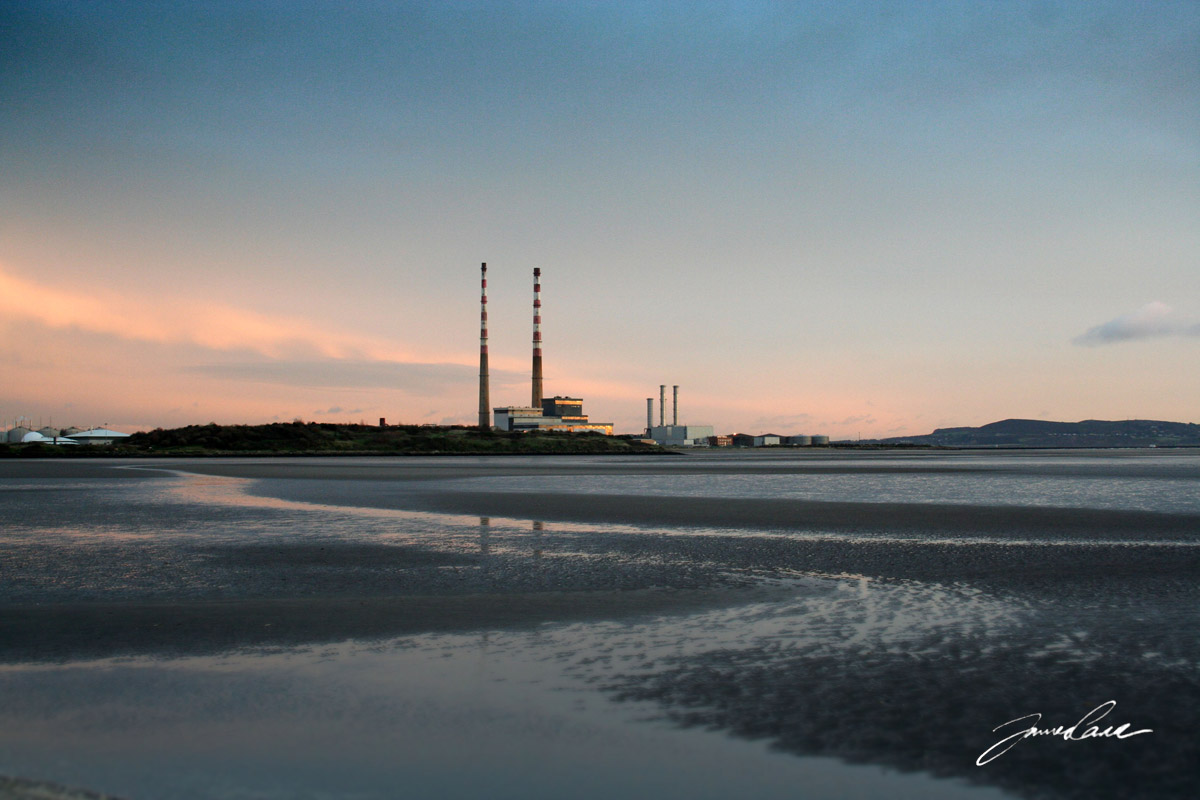 Poolbeg Chimneys seen from Sandymount strand