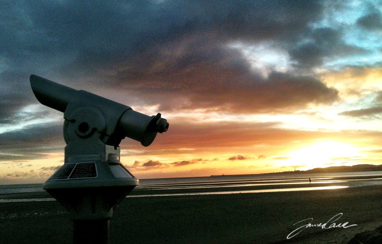 telescope looking to sea at sandymount strand